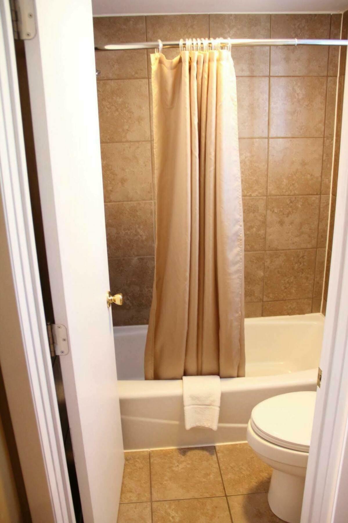 Lakeshor Motor Inn Virginia المظهر الخارجي الصورة